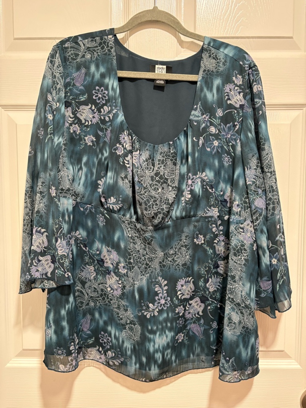 Studio 1940 Blue Floral 3/4 Sleeve Top Size 26/28W